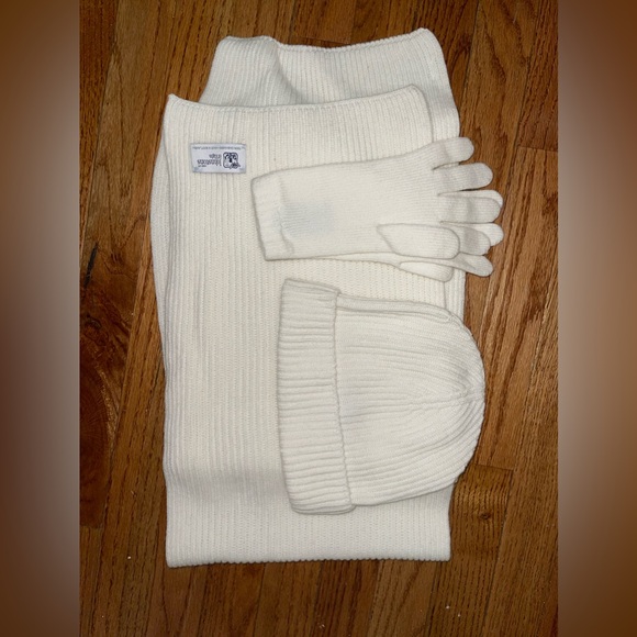 JOHNSTONS OF ELGIN Cashmere hat, scarf and gloves set (Cream) - Picture 3 of 4